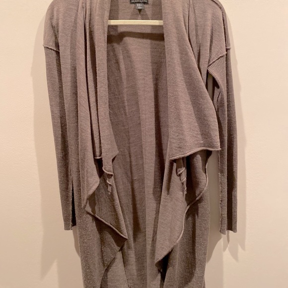 Tahari Sweater - Picture 1 of 3